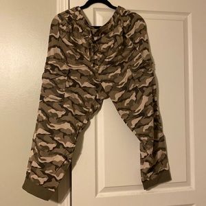 Camp cargo pants!